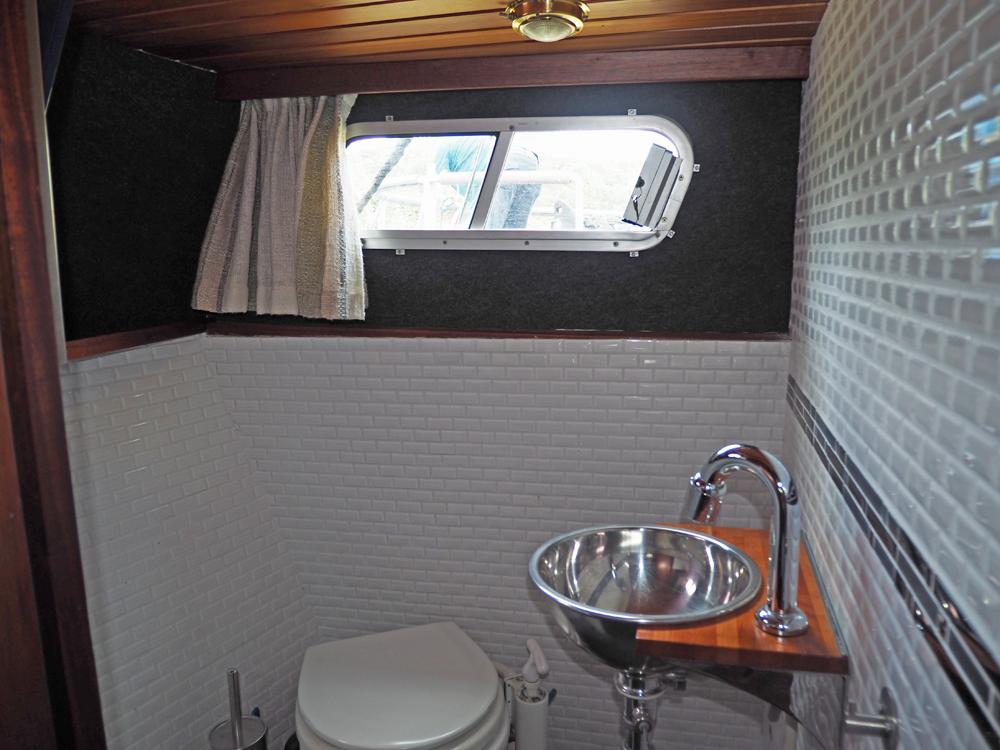 Achterkaj&uuml;te, Innenausstattung